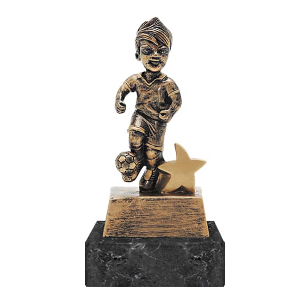 Trofeo Resina Niño Futbolista 24615